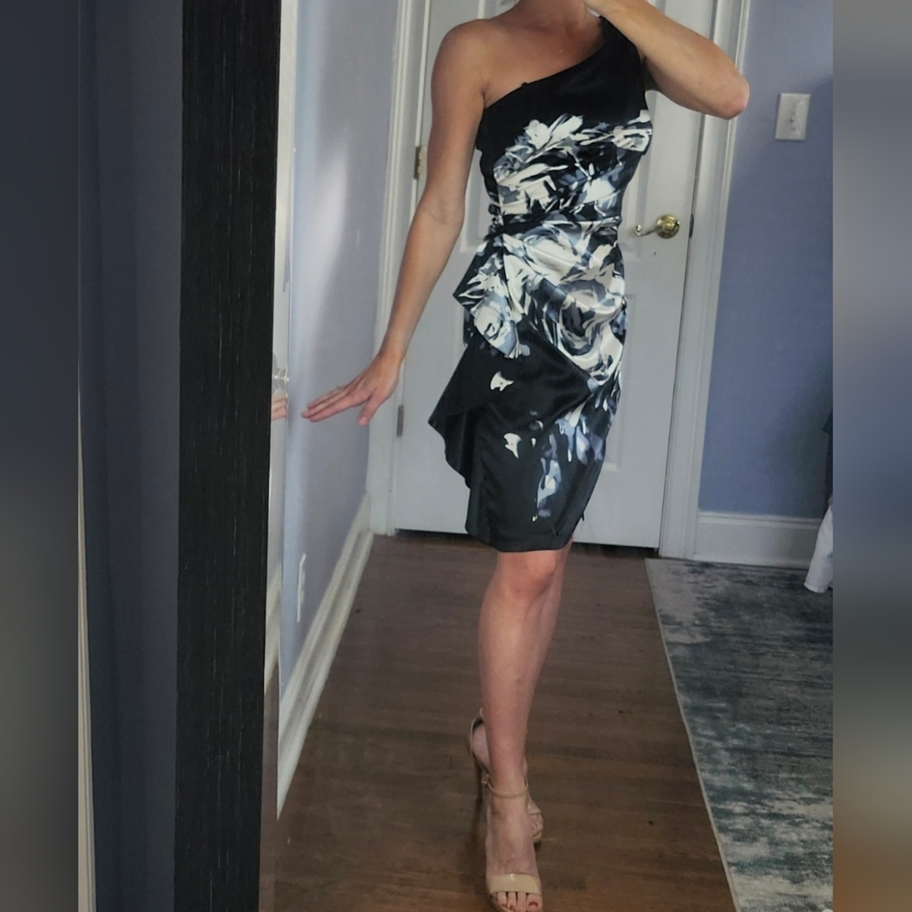 London Times Black and White One-Shoulder Dress